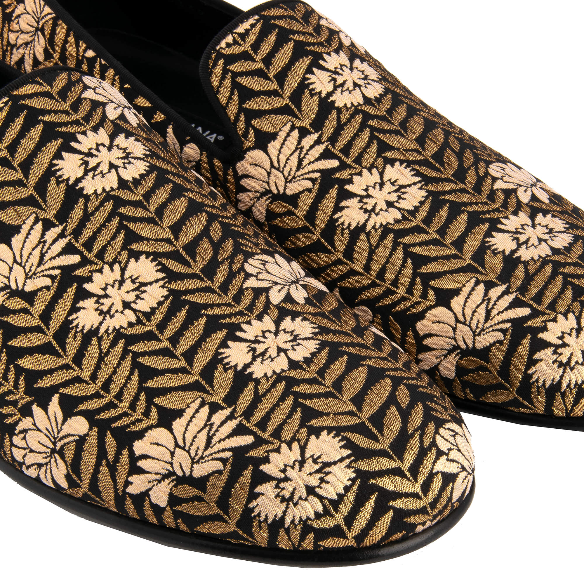 Loafer Schuhe AMALFI aus Blumen Jacquard in Schwarz und Gold von DOLCE & GABBANA