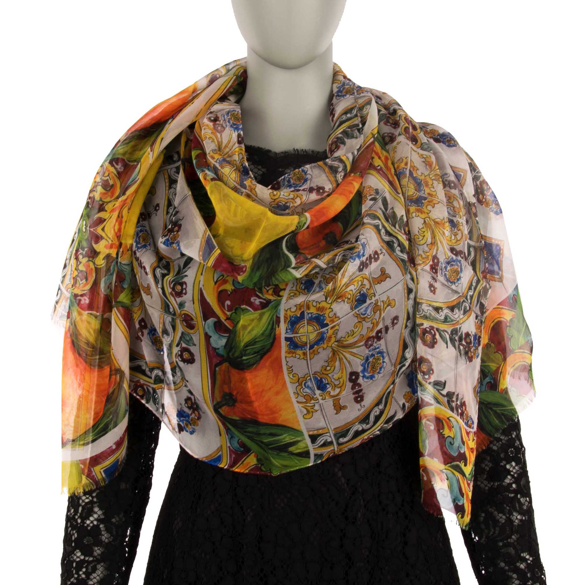 Majolika, Orangen und Zitronen bedrucktes Foulard / Schal aus Seide mit Fransen von DOLCE & GABBANA Black Label