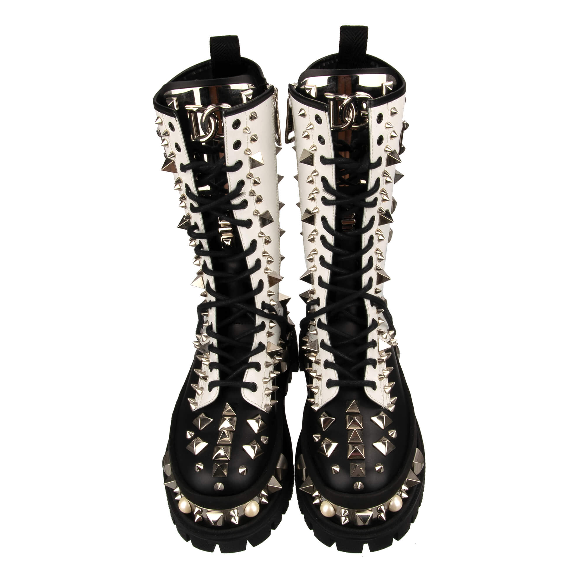 Massive Leder Hi Trekking Plateau Trekking Combat / Biker Stiefel mit überall verteilten Nieten, Perlen und DG Logo in Schwarz und Weiß von DOLCE & GABBANA