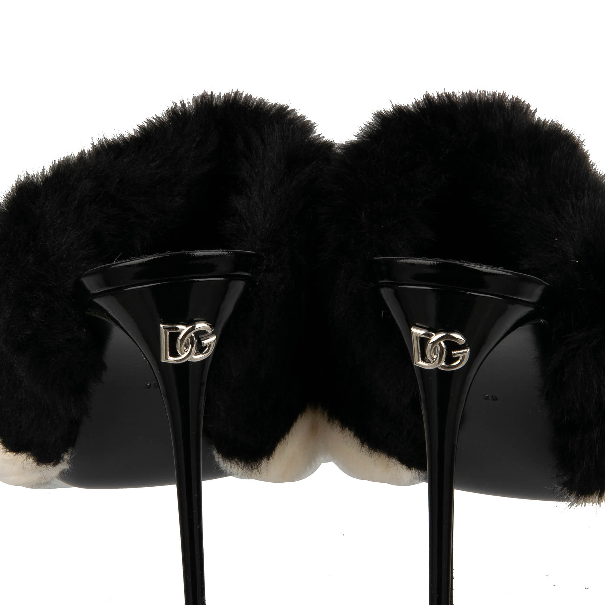 Leder und Kunstpelz Pumps Sandalen KEIRA mit DG silber metal Logo in Schwarz und Beige von DOLCE & GABBANA