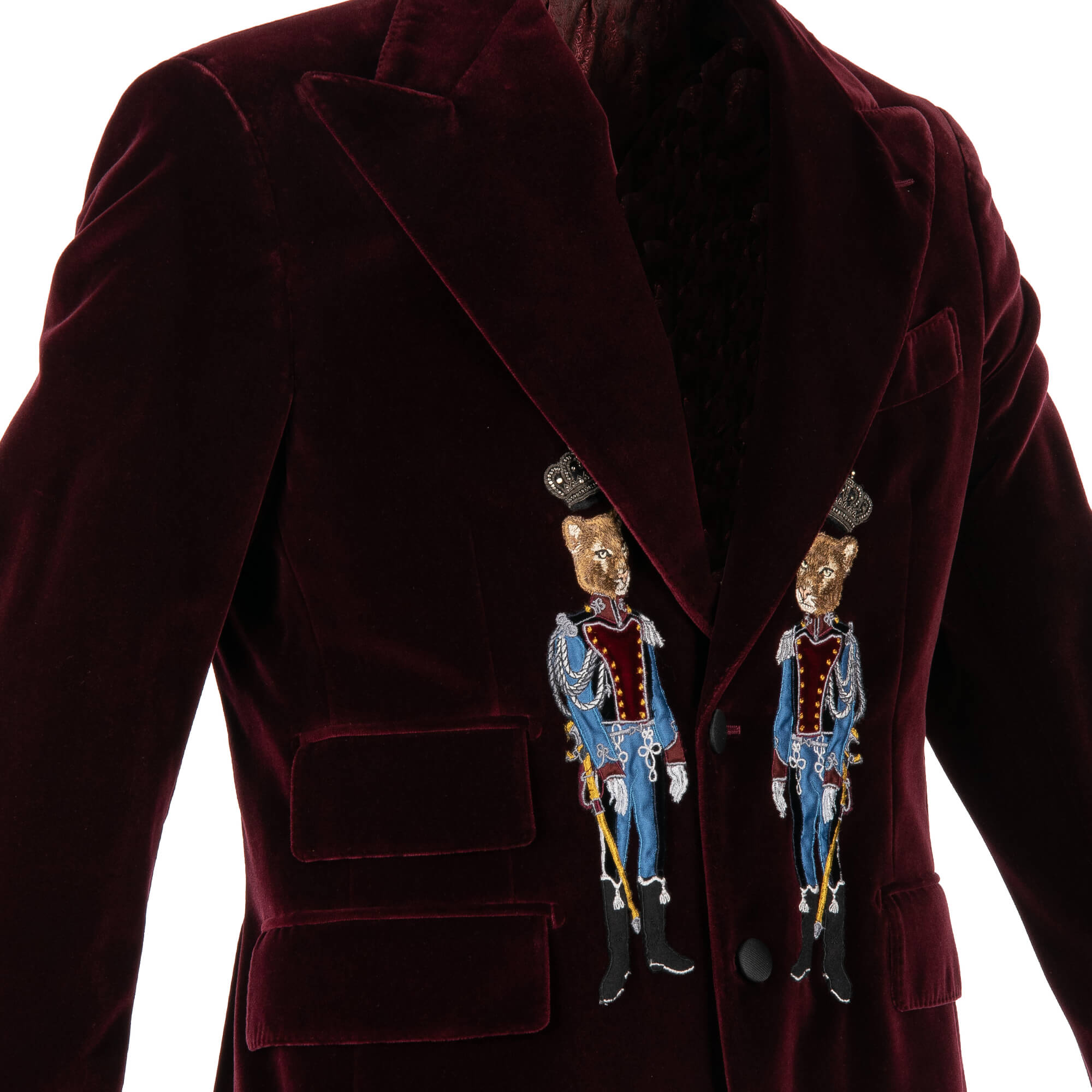 Blazer aus Samt mit spitzem Kragen, und Perlen, Kronen, Fuchs Stickerei in Bordeaux von DOLCE & GABBANA