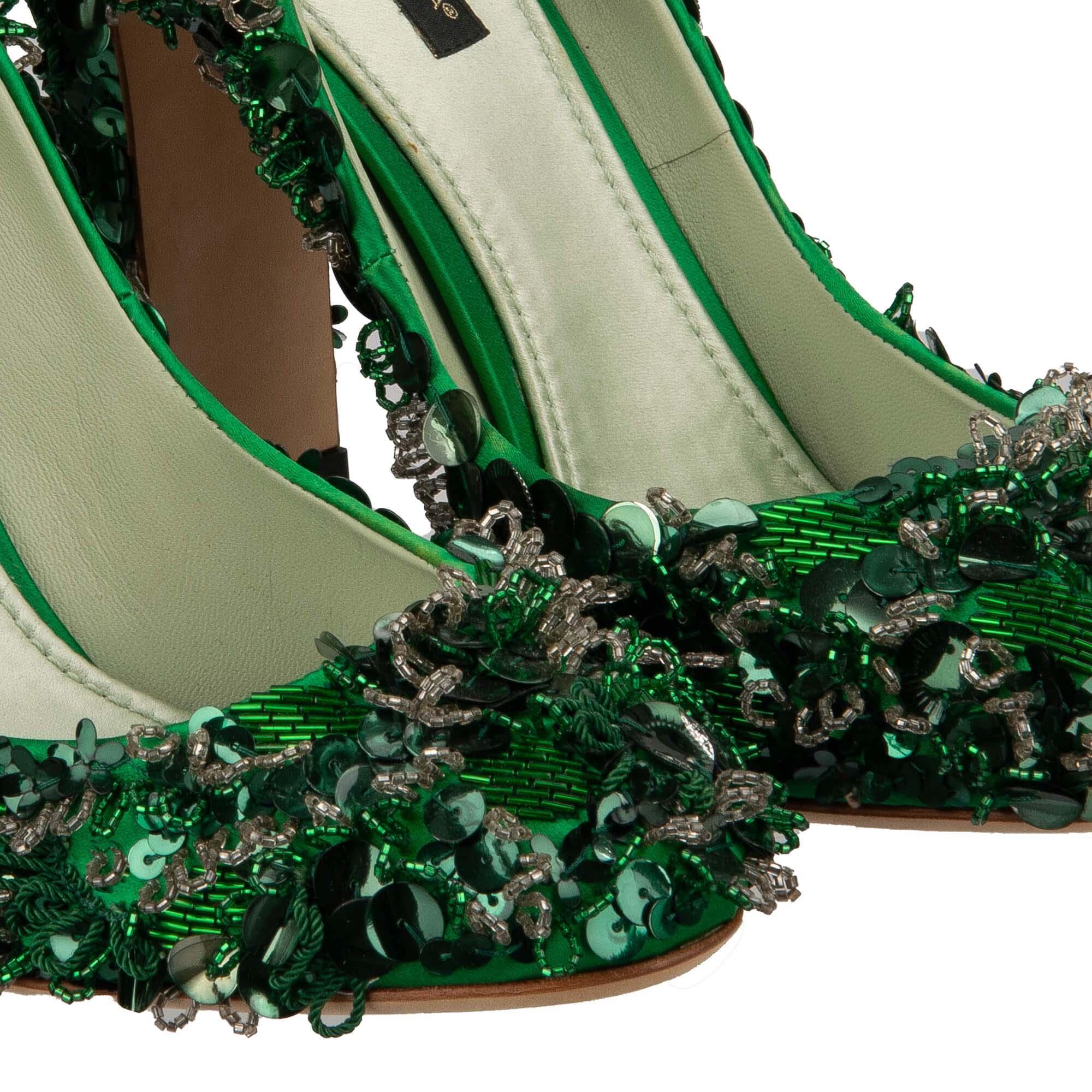 High Heel Pumps VALLY aus Leder und Stoff mit hand-bestickten Perlen und Pailletten in Grün von DOLCE & GABBANA 