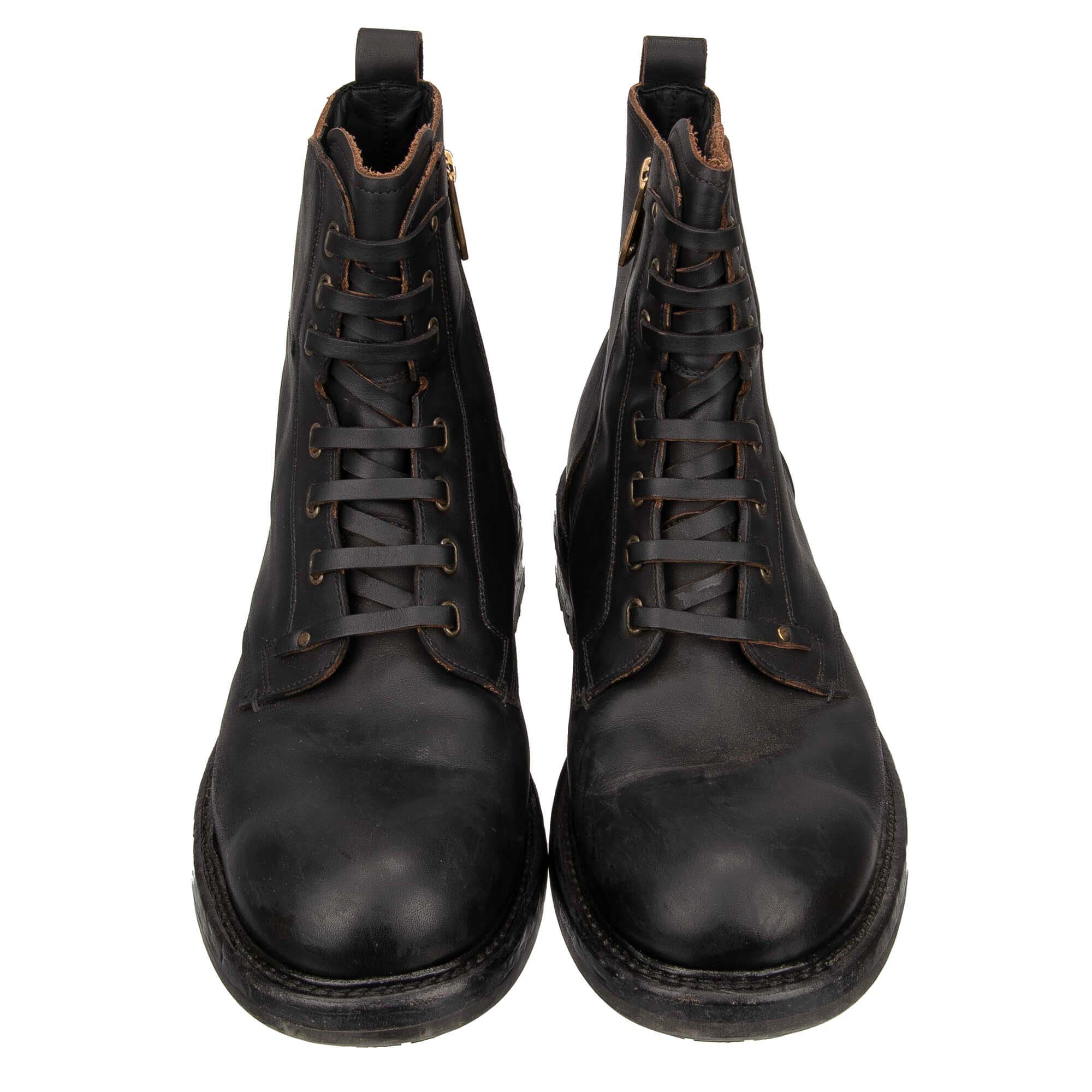 Stiefeletten BERNINI mit dekorativen Schnürsenkelverschluß in Dunkelbraun von DOLCE & GABBANA