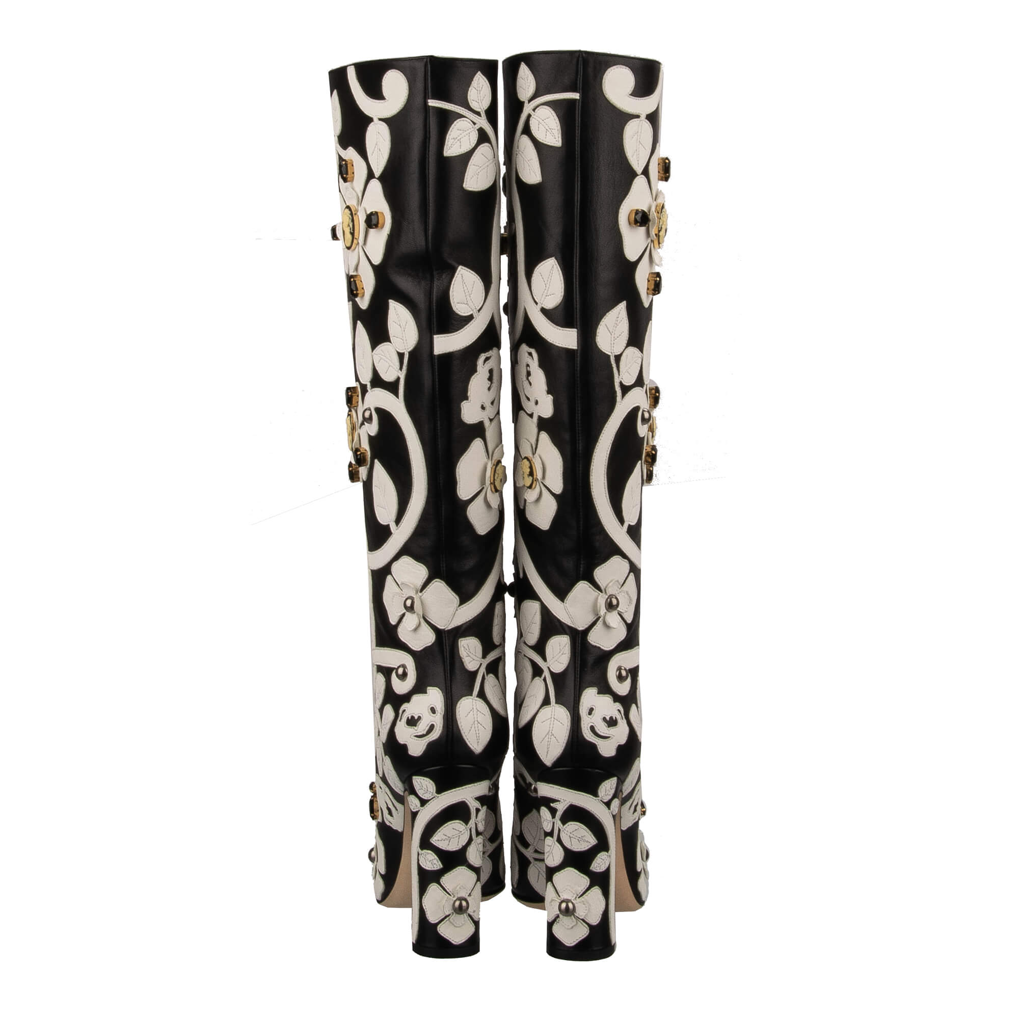Stiefel aus Leder mit bestickten Blumen, Kristallen und Kameen in schwarz und weiß von DOLCE & GABBANA