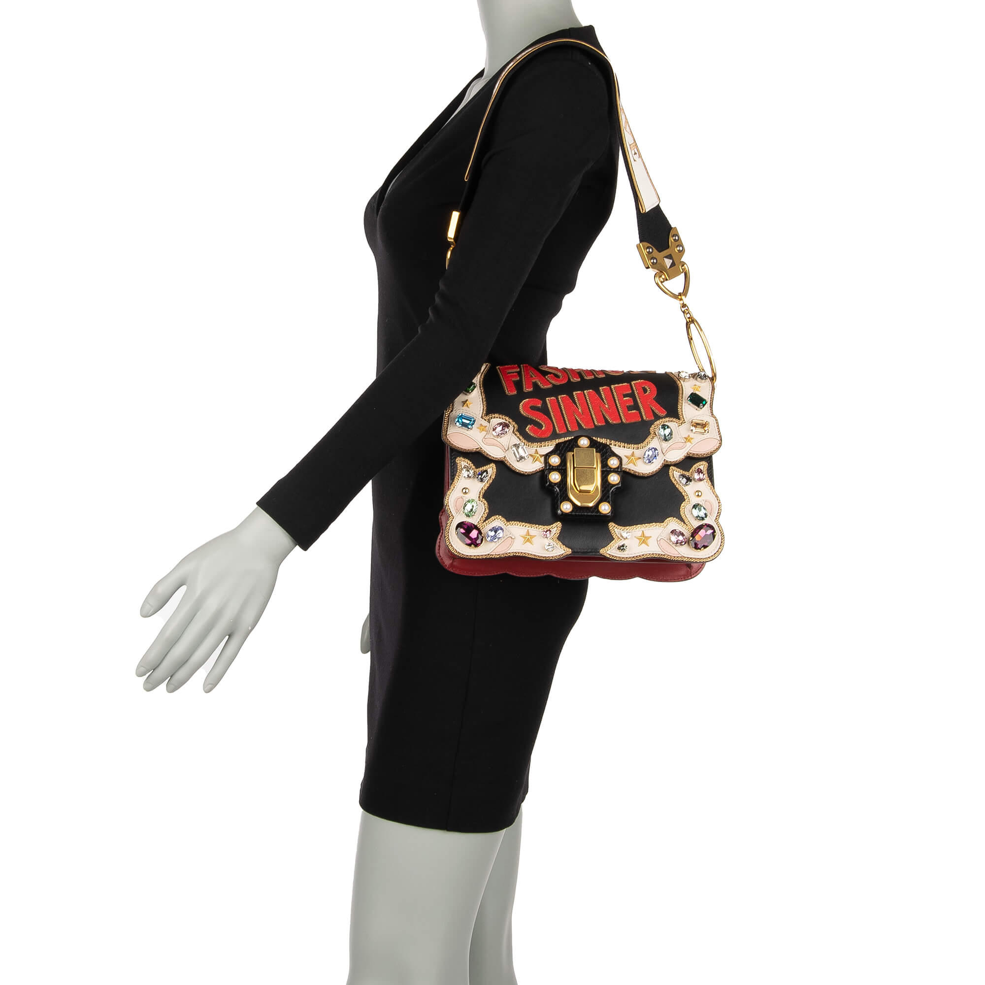 Beschmückte Schultertasche LUCIA Fashion Sinner mit mehrfarbigen Kristallen, Nieten, DG Logo, besticktem Schulterriemen "Queen of Love" von DOLCE & GABBANA