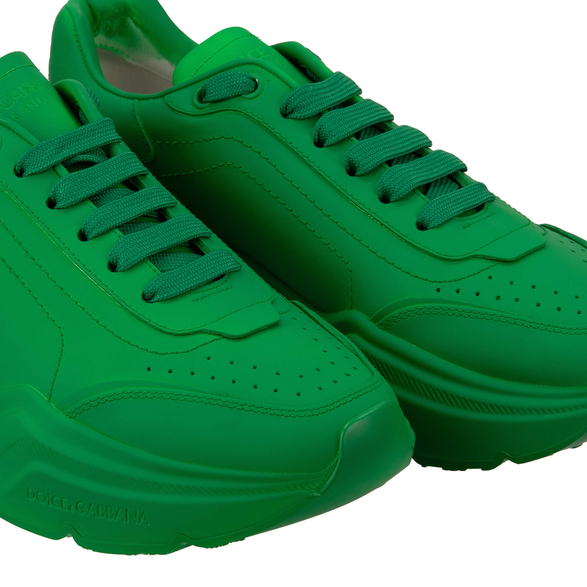 Handbemahlte mit matten Farben Spray Sneaker DAYMASTER in Grün von DOLCE & GABBANA