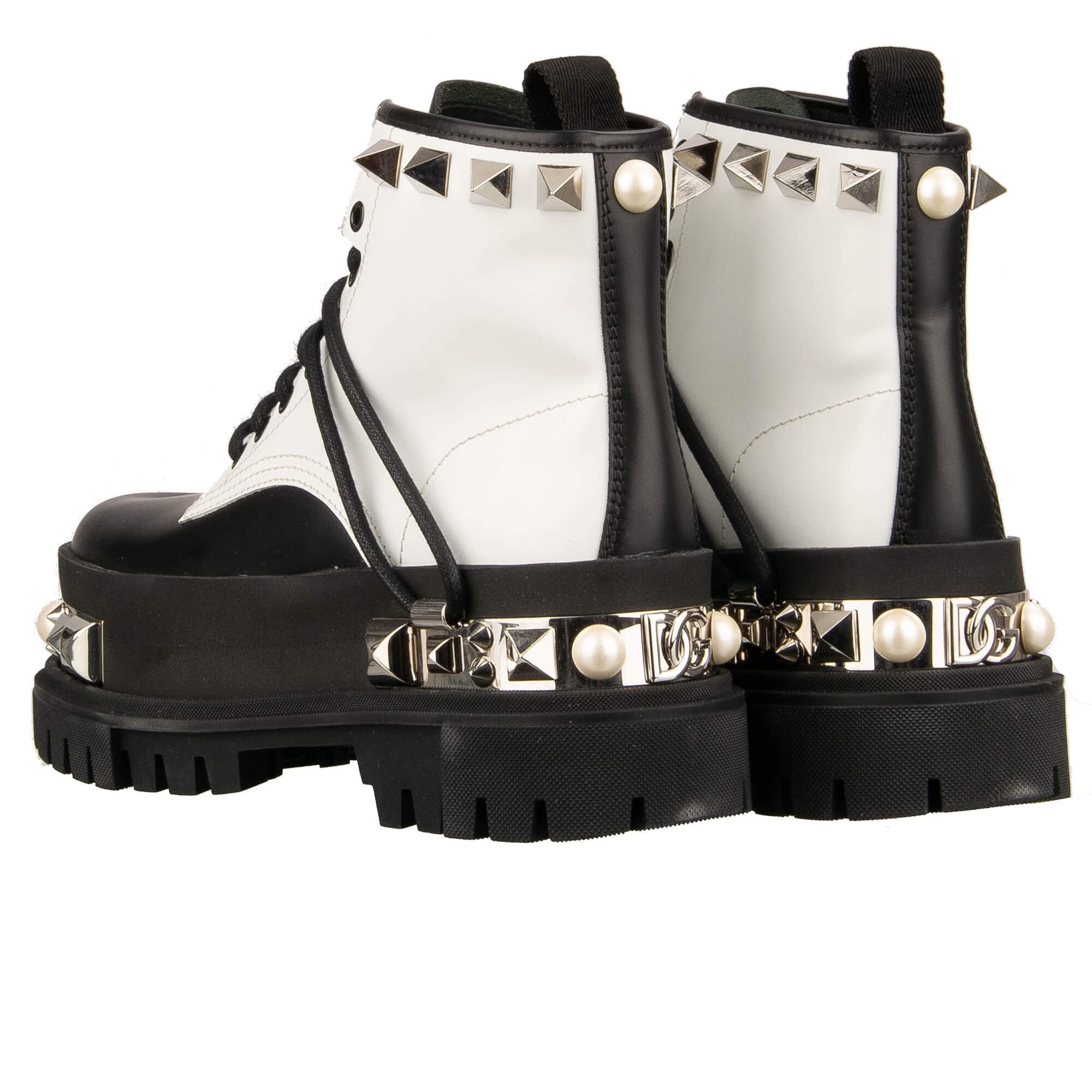 Leder Plateau Combat / Biker Stiefel mit Nieten, Perlen und DG Metall Logo in Schwarz und Weiß von DOLCE & GABBANA