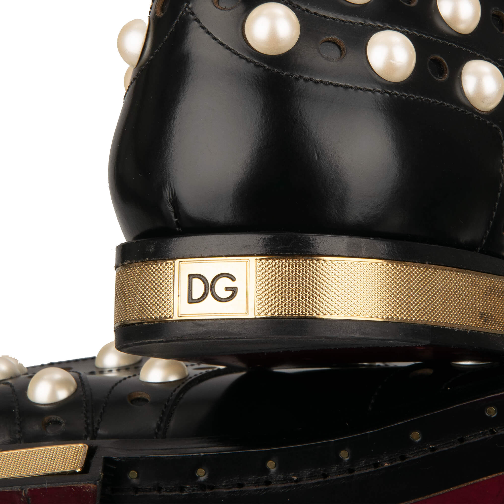 Derby Schuhe MILLENNIALS aus Leder mit Perlen und Absatz mit DG Metal Schild in Schwarz von DOLCE & GABBANA