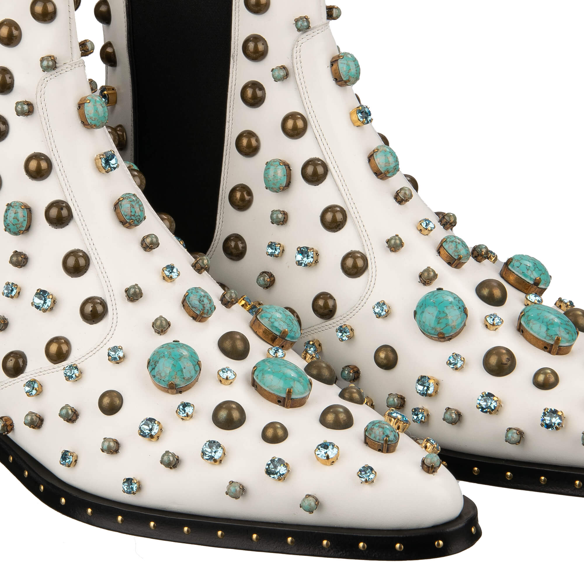Stiefeletten Schuhe MILLENNIALS aus Leder mit Kristallen, Nieten und Steinen und Absatz mit DG Logo in Weiß von DOLCE & GABBANA