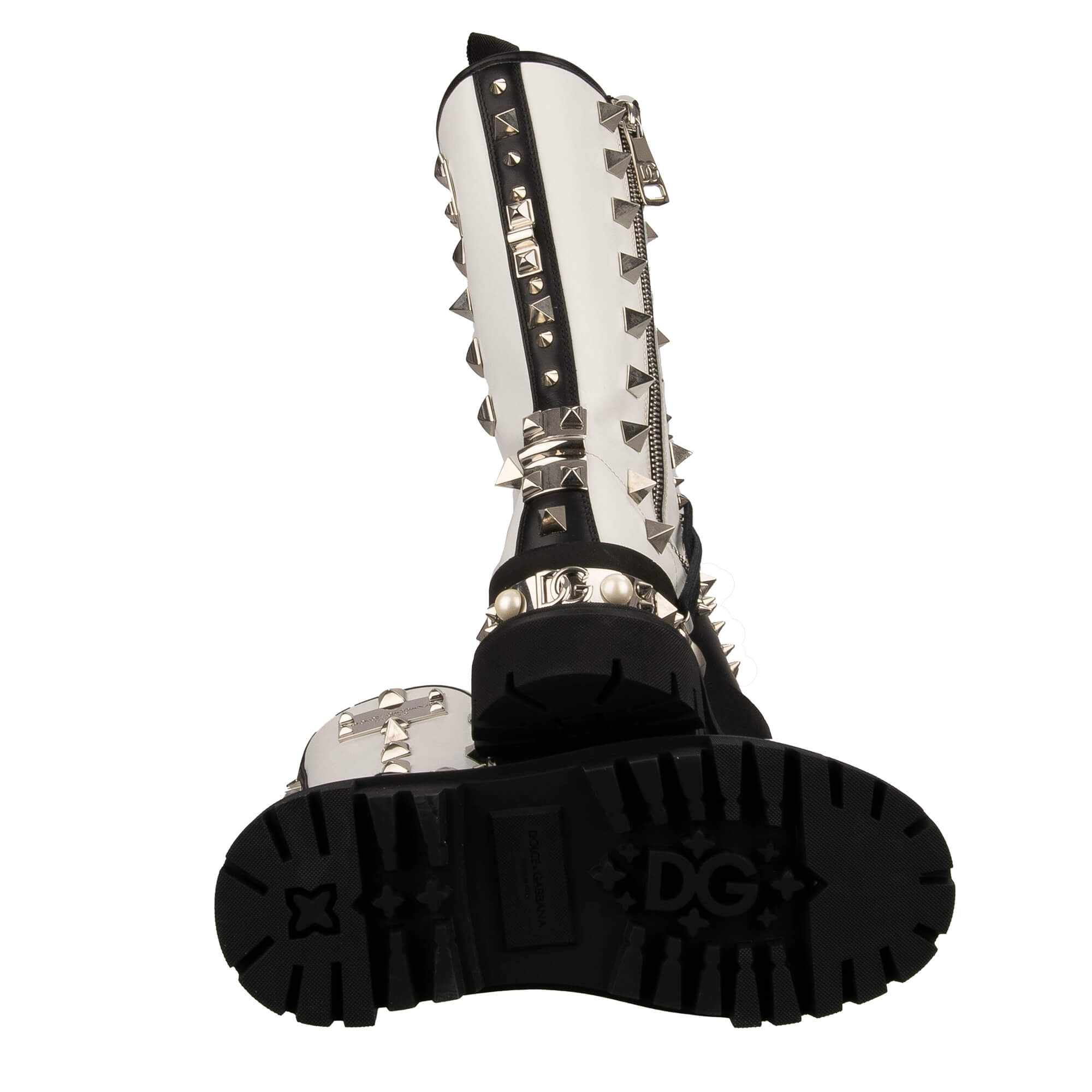 Massive Leder Hi Trekking Plateau Trekking Combat / Biker Stiefel mit überall verteilten Nieten, Perlen und DG Logo in Schwarz und Weiß von DOLCE & GABBANA