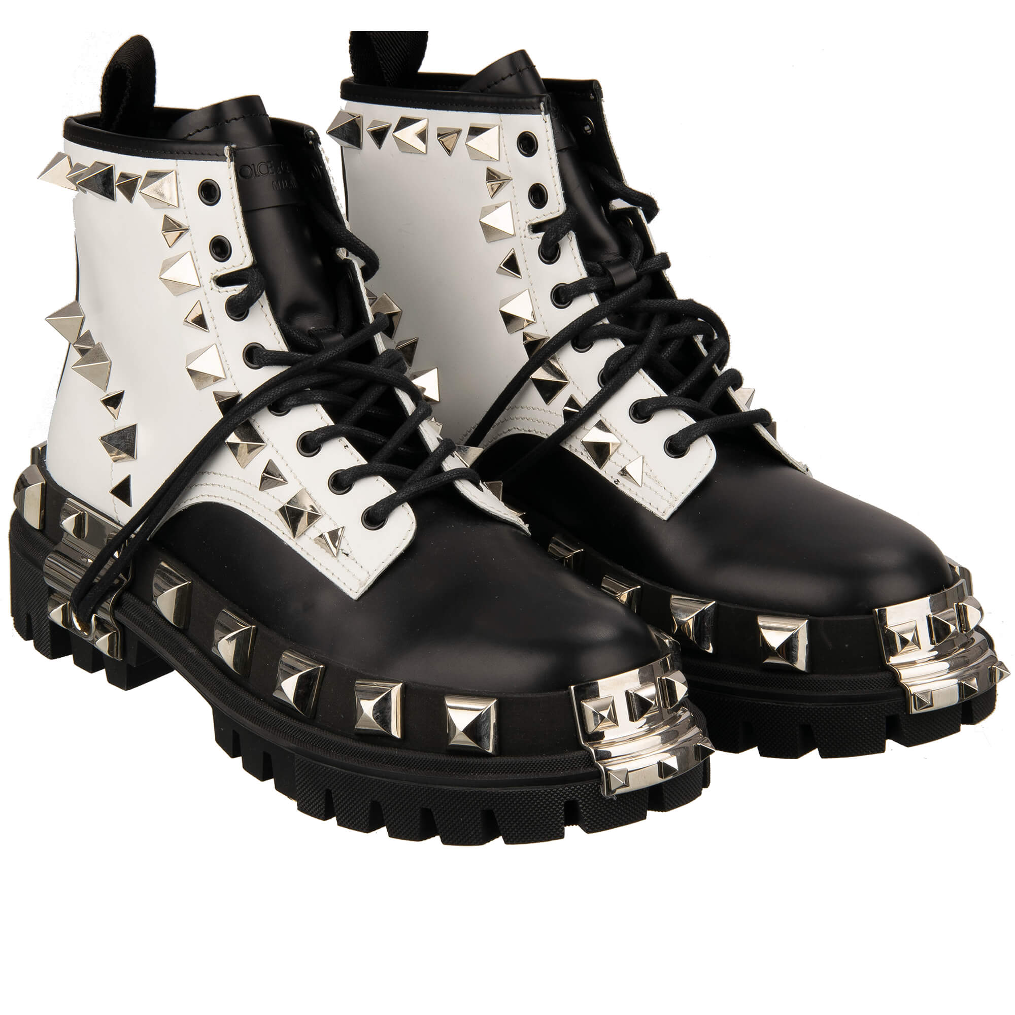 Leder Plateau Trekking Combat / Biker Stiefel mit überall verteilten Nieten in Schwarz und Weiß von DOLCE & GABBANA