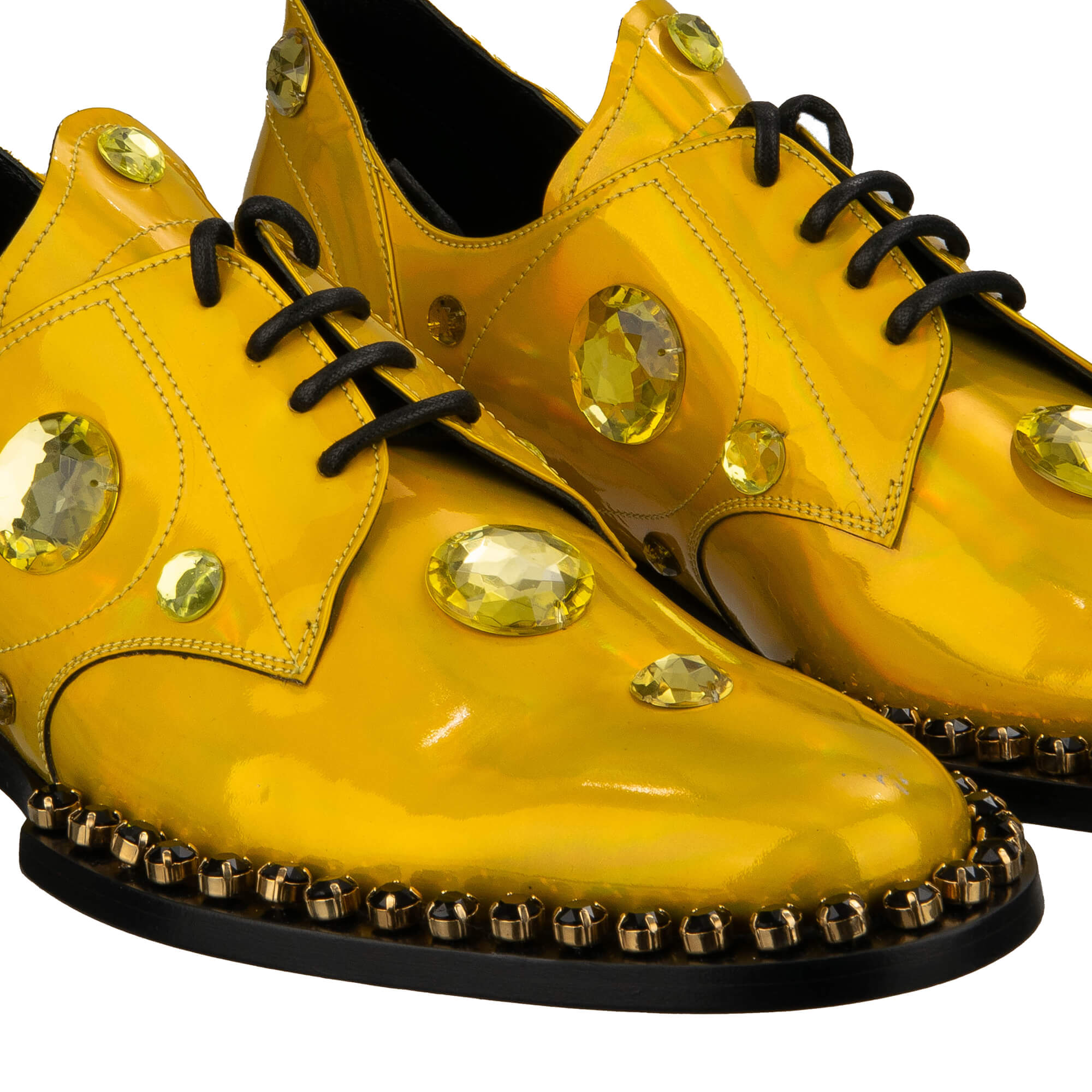 Derby Schuhe RAFFAELLO aus Lackleder mit überall verteilten Kristallen in Gelb Gold von DOLCE & GABBANA
