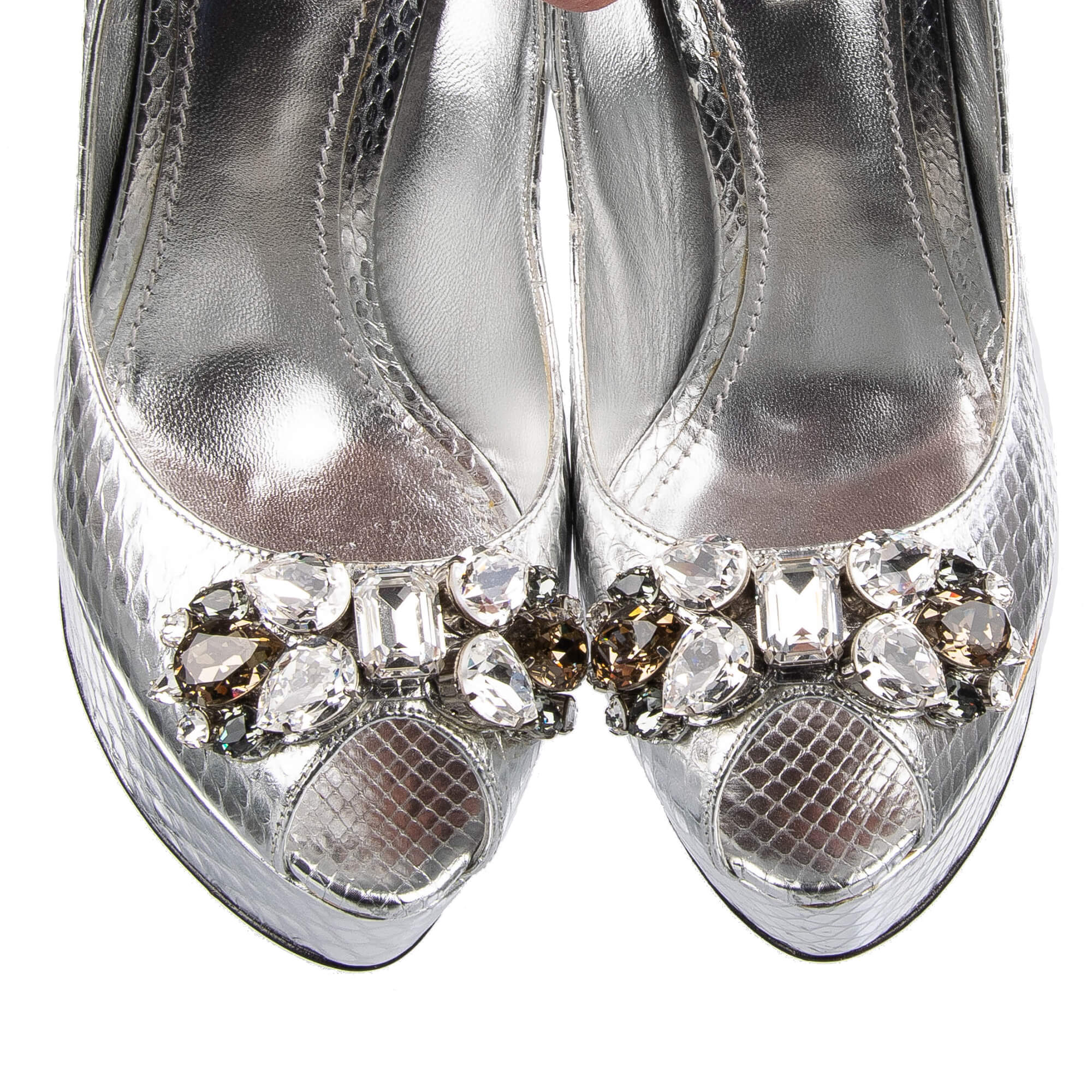 Open Toe Pumps BETTE aus Schlangenleder mit Kristall Brosche von DOLCE & GABBANA