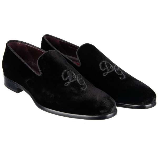 Loafer SIENA aus Samt mit vorne besticktem Logo von DOLCE & GABBANA