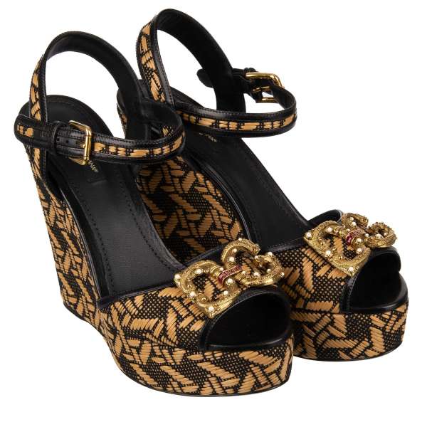  Woven Plateau Sandals / Wedges BIANCA embellished with DG Metal Pearl Amore brooch in black and beige by DOLCE & GABBANA