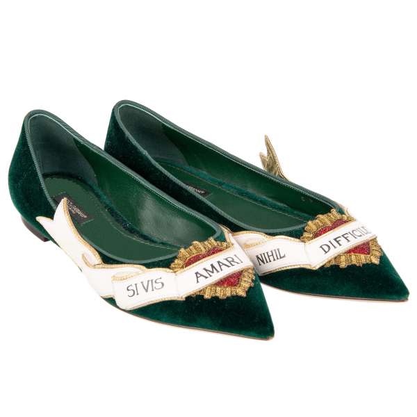 Pointed Velvet Ballet Flats BELLUCCI in green with sequined Sacred Heart embroidery and leather banner by DOLCE & GABBANA