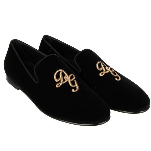 Loafer Schuhe AMALFI aus Samt mit besticktem goldenem DG Logo in Schwarz von DOLCE & GABBANA