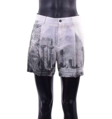 Shorts mit Antikem Print Beige