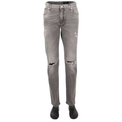 Distressed 5-Pockets Jeans SLIM mit Logo Schild Grau