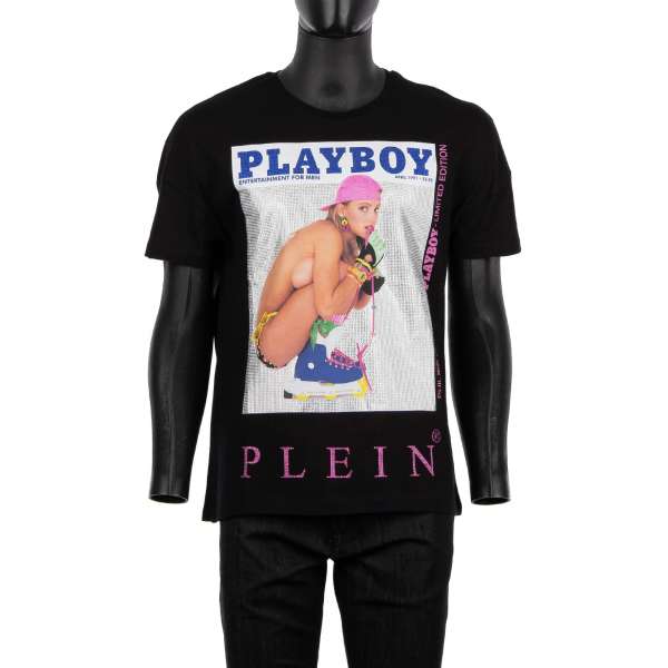 T-Shirt mit Kristallen verziertem Magazin Print von Julie Clark mit PLAYBOY PLEIN vorne und mit Gummi bedrucktem 'Playboy Plein' Schriftzug auf der Rückseite von PHILIPP PLEIN x PLAYBOY