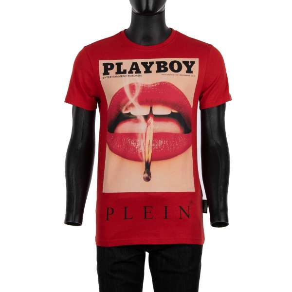 T-Shirt mit Magazin Cover Print von Lauren Young Lippen vorne und mit Philipp Plein Logo Schild auf der Rückseite von PHILIPP PLEIN x PLAYBOY