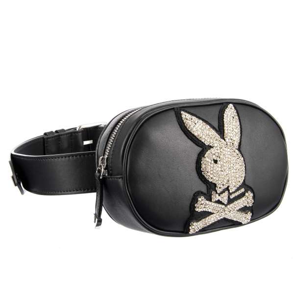 Gürteltasche / Pouch aus Leder, mit Verstellbarem Gurt, großem Plein Bunny Logo aus Strass und Logo Schild aus Metall von PHILIPP PLEIN X PLAYBOY
