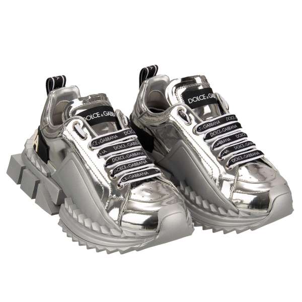 Plateau Sneaker SUPER QUEEN mit DG Logo in Silber von DOLCE & GABBANA