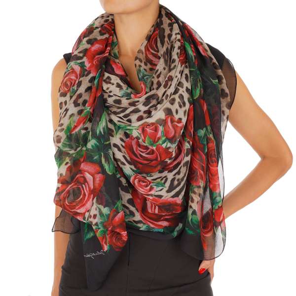 Großer Schal / Foulard aus Seide mit Leopard, Rosen und Logo Print in Rot, Schwarz und Braun von DOLCE & GABBANA
