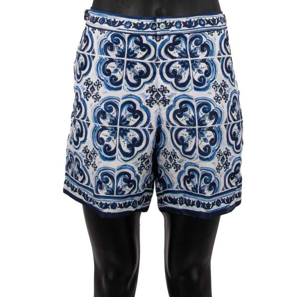 Erweiterbare Badeshorts / Badehose mit Majolika und Logo Print, Innenslip, Logo und Taschen von DOLCE & GABBANA Beachwear