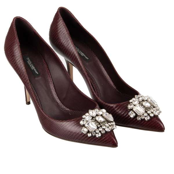 Pointed iguana print leather Pumps BELLUCCI with crystals brooch in bordeaux by DOLCE & GABBANA