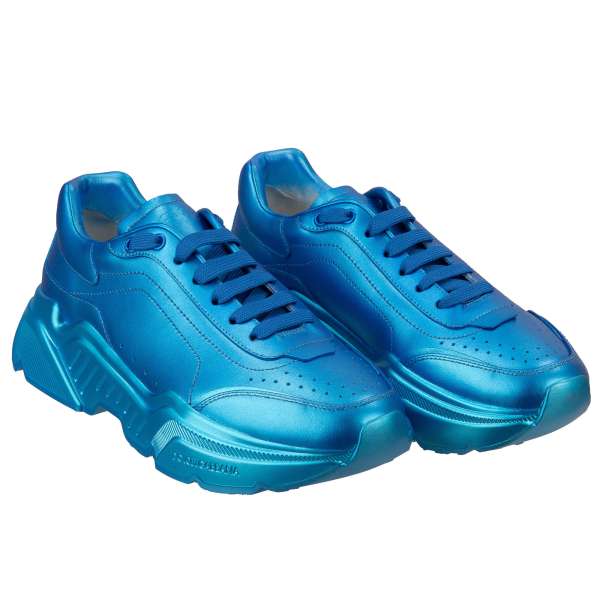 Leder Plateau Sneaker DAYMASTER in Metallic Blau von DOLCE & GABBANA