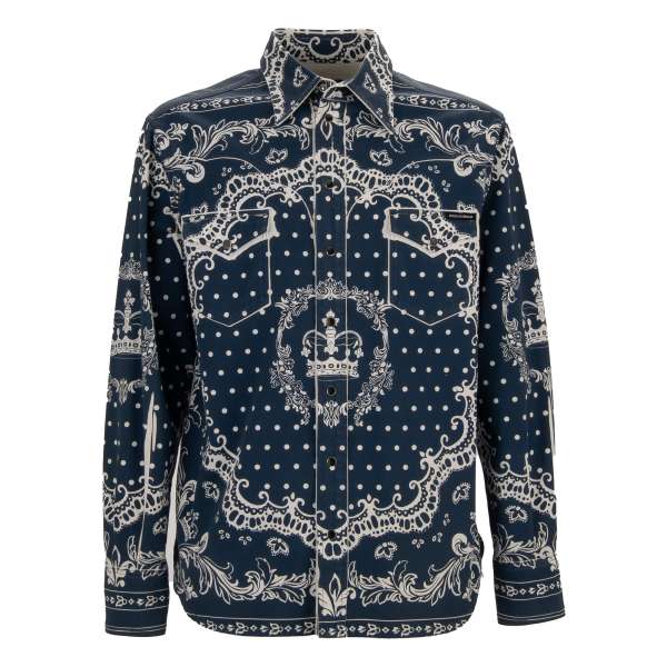 Jeans / Denim Hemd mit Bandana Krone Print, DG Logo Patch und zwei Taschen vorne in Blau von DOLCE & GABBANA 