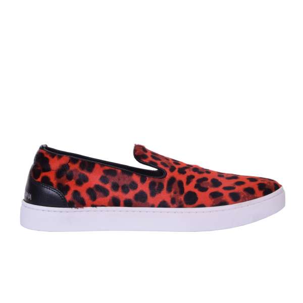 Slip-On Sneaker LONDON aus Kalbsfell mit Leopard Print und Logo von DOLCE & GABBANA Black Label