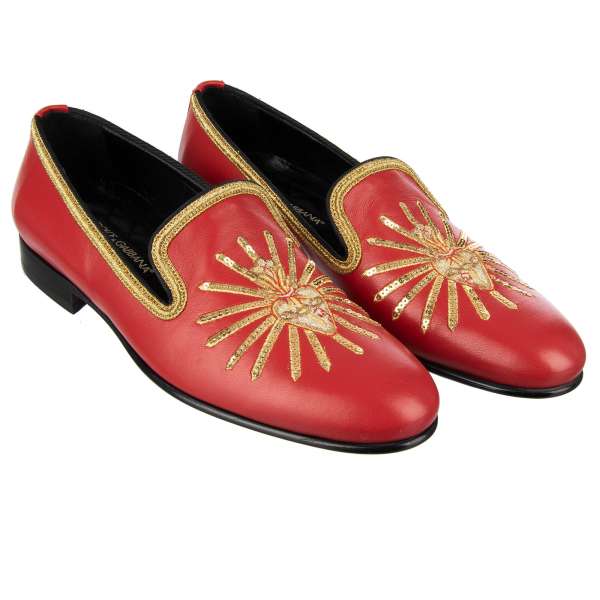 Loafer Schuhe LUKAS aus Nappa Leder mit Pailletten und Sacred Heart Stickerei in Rot und Gold von DOLCE & GABBANA