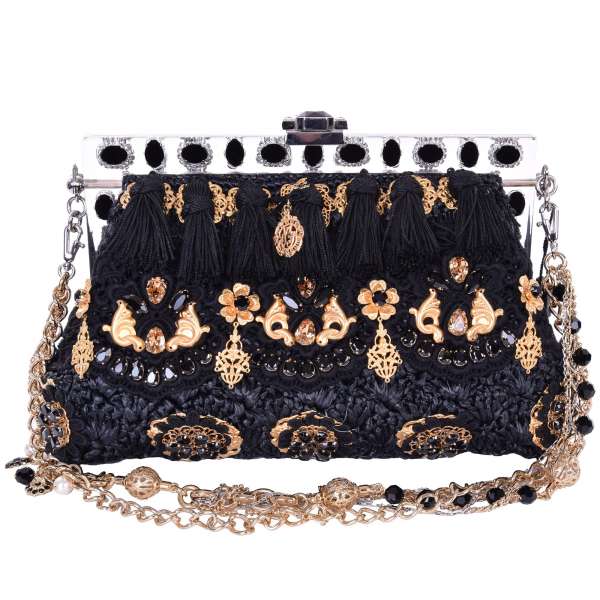 Mit Kristallen, Stickerei und metallischen Broschen im Barock-Stil versetzte Clutch / Abendtasche VANDA aus Bast von DOLCE & GABBANA Black Label