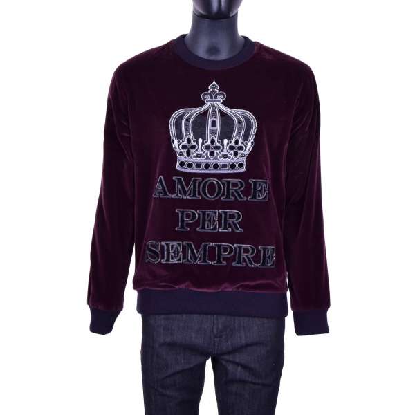 Weit geschnittener Pullover aus Samt mit Bestickter Krone und Aufschrift "AMORE PER SEMPRE" in Lila und Schwarz von DOLCE & GABBANA Black Label