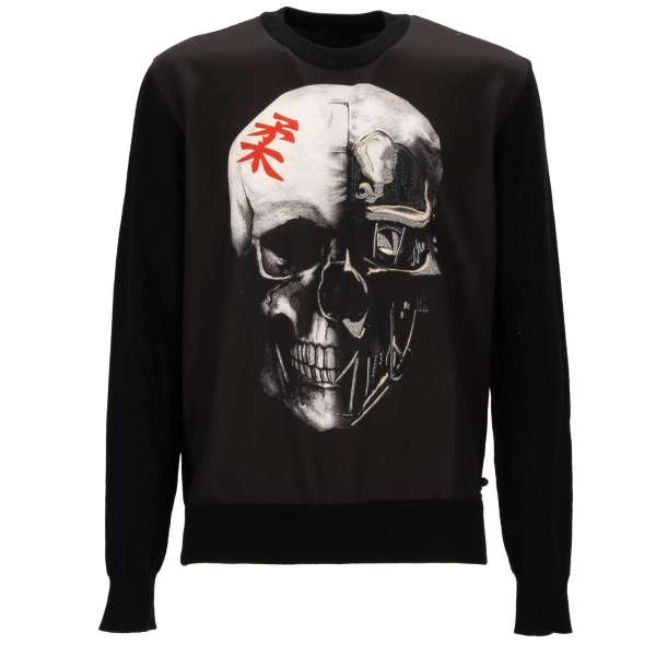 Virgin Wool Sweater / Sweatshirt JAPAN SKULL with a large embroidered Skull and logo plate by PHILIPP PLEIN