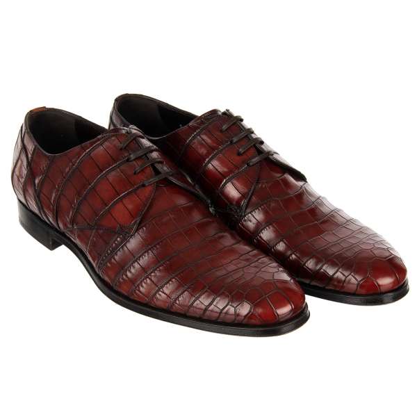 Sehr exklusive und seltene, elegante Derby Schuhe NAPOLI aus Krokodilleder in Dunkel Rot von DOLCE & GABBANA