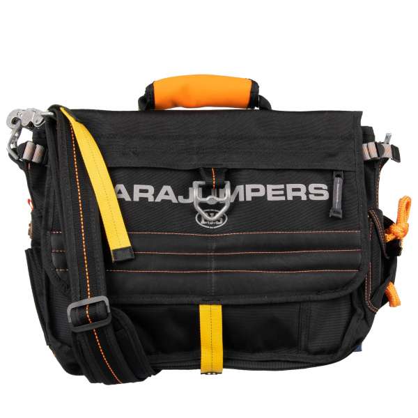 Laptop Tasche mit abnehmbarem und verstellbarem Riemen, vielen Fächern innen und außen und Logo von PARAJUMPERS