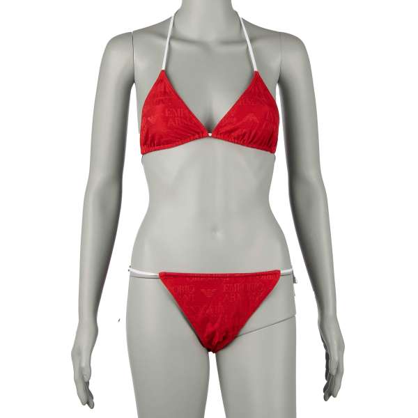 Bikini mit Logomania Print bestehend aus Triangel-BH mit kombiniert mit einem Brazilian Slip mit seitlichen Bändern Verschluss von EMPORIO ARMANI Swimwear