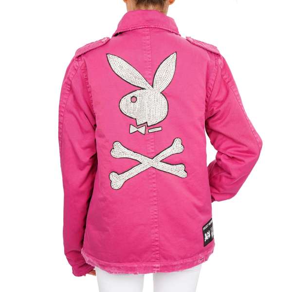 Gefütterte Oversize Canvas Army Parka Jacke CRYSTAL mit Kunstpelz, Plein Schriftzug aus Kristallen vorne und großem Playboy Plein Logo aus Kristallen auf der Rückseite von PHILIPP PLEIN x PLAYBOY