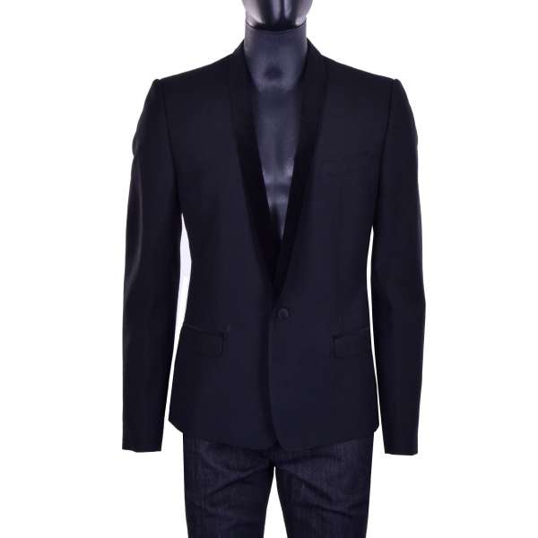 Classic virgin wool Blazer / Tuxedo with schawl velvet lapel in black by DOLCE & GABBANA Black Label