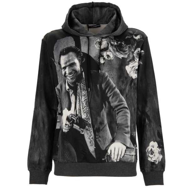 Hoodie / Pullover mit Marlon Brando Sam Shaw Foto Print in schwarz und weiß von DOLCE & GABBANA 