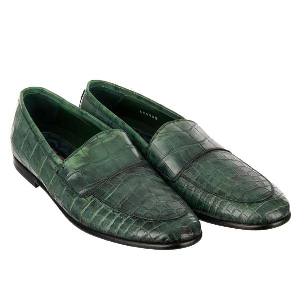  Exklusive Loafer Schuhe MACHIAVELLI aus Krokodilleder in Grün von DOLCE & GABBANA