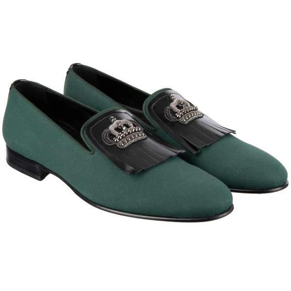 Loafer LUKAS aus Canvas und Leder mit bestickter Krone aus Gun Metal von DOLCE & GABBANA