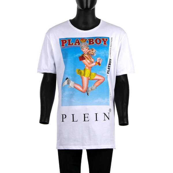T-Shirt mit Kristallen verziertem Magazin Cover Print von Carly Lauren / College Issue mit Logo vorne und mit bedrucktem 'Playboy Plein' Schriftzug auf der Rückseite von PHILIPP PLEIN x PLAYBOY