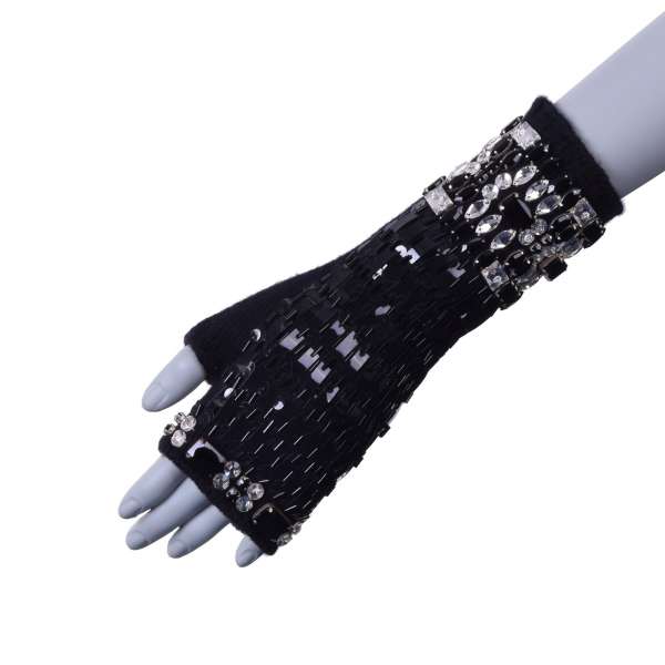 Knitted cashmere gloves with sequins and crystals embroidery by Dolce&Gabbana Black Label