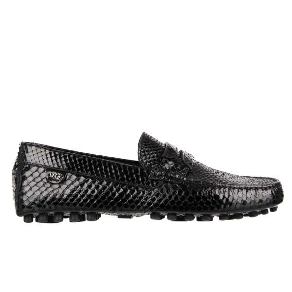 Snake skin moccasins shoes GELA ZERO with DG metal logo in black by DOLCE & GABBANA