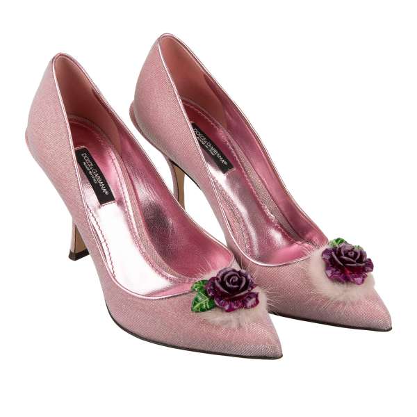 Spitzform Pumps LORI aus Lurez und Leder in Pink mit handbemahlter Rose Brosche und Pelz von DOLCE & GABBANA