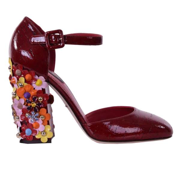 Pumps VALLY aus lackiertem Kork mit Blumen aus Leder, Kristallen und Nieten beschmücktem Absatz von DOLCE & GABBANA Black Label